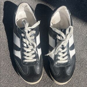 Collegium men’s pista low-top leather sneakers